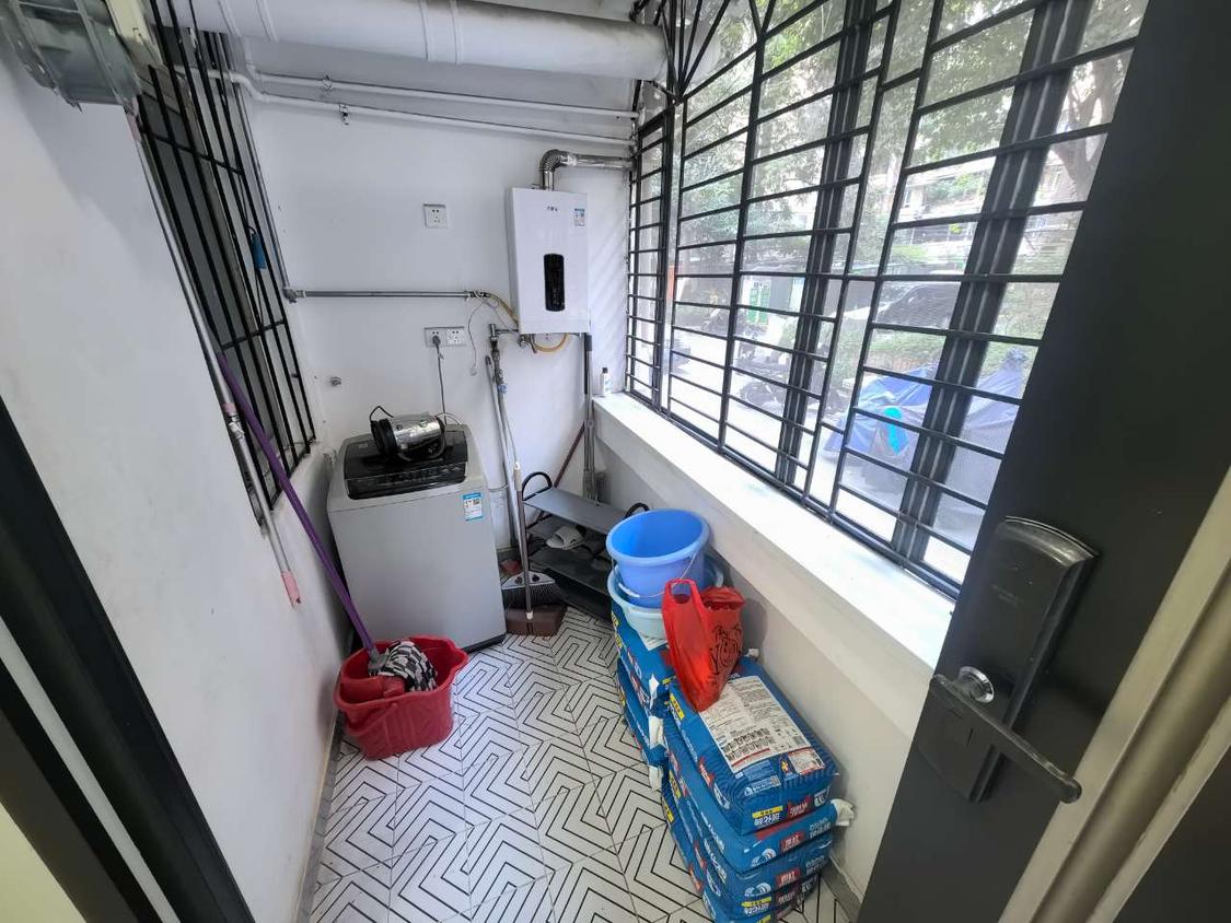 整租·滨江东体委大院