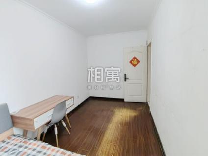 石景山苹果园合租 海特花园3室1厅/13平/中楼层