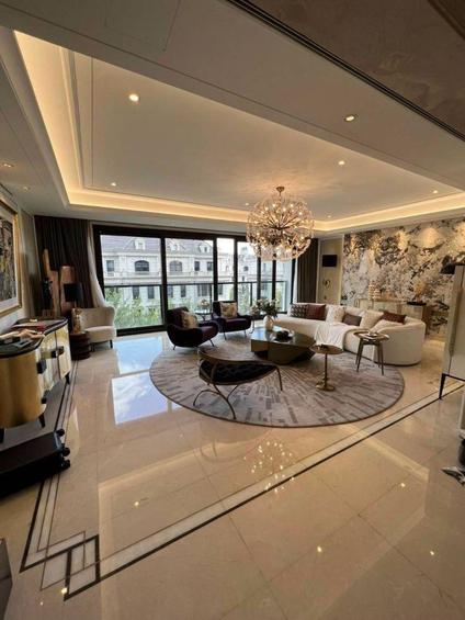 黄浦豫园整租 露香苑3室2厅/287平/中楼层