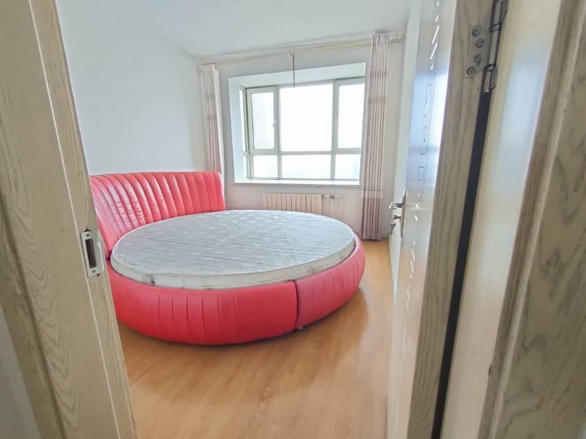 整租·鲁泽观天下