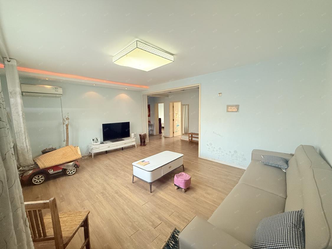 整租·金茂康桥华居皇营东区