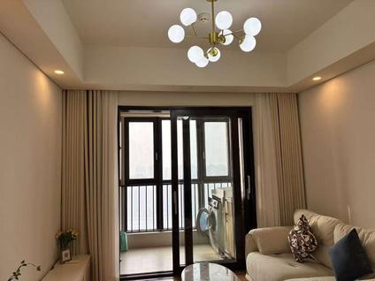 浦东前滩整租 前滩东方悦耀1室2厅/74平/高楼层