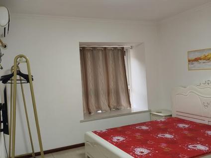 六合雄州街道整租 荣盛华府3室2厅/120平/低楼层