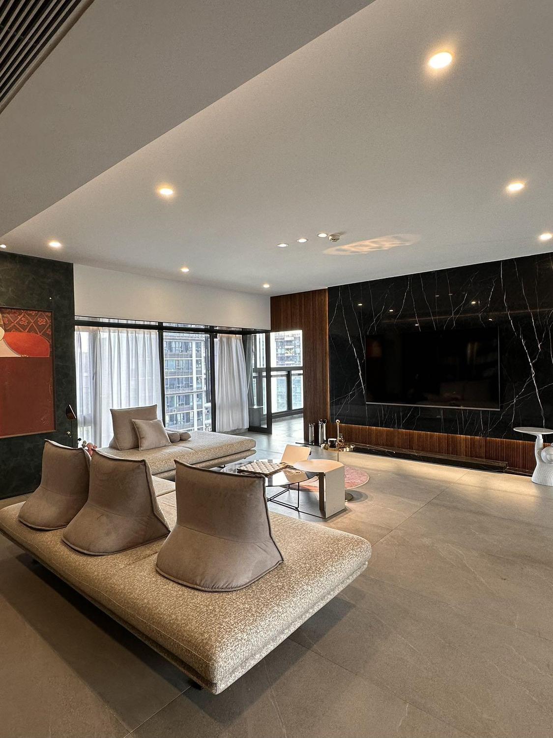 整租·华侨城苏河湾行政公馆(二期)