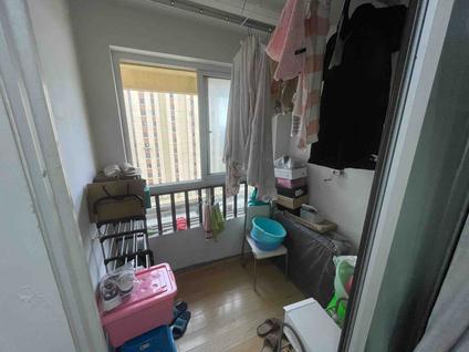 闵行浦江镇整租 永康城(丹桂苑)2室2厅/72平/中楼层