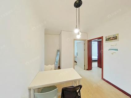 江宁科学园整租 东渡国际青年城4室1厅/95平/低楼层