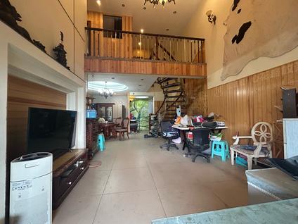 沙坪坝沙滨路整租 华宇金沙港湾(A区)6室2厅/226平/低楼层