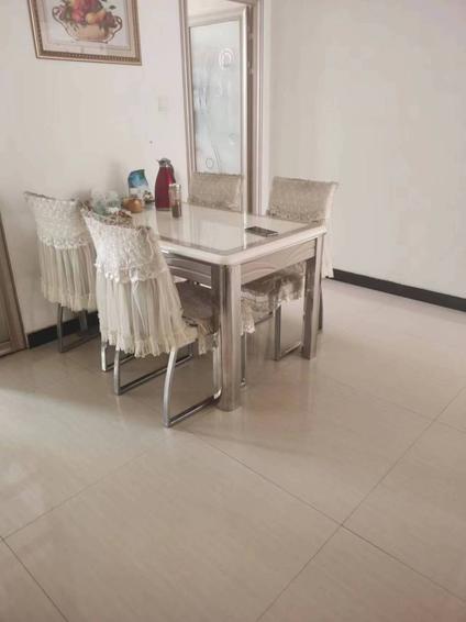 经济技术开发区马路东整租 晨光花城3室2厅/137平/低楼层