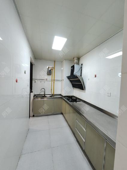 盘龙江东整租 俊发城(紫薇苑)2室2厅/76平/高楼层