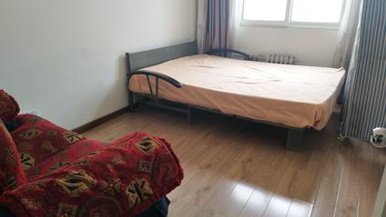 市南闽江路整租 新贵都(D区)2室1厅/78平/高楼层