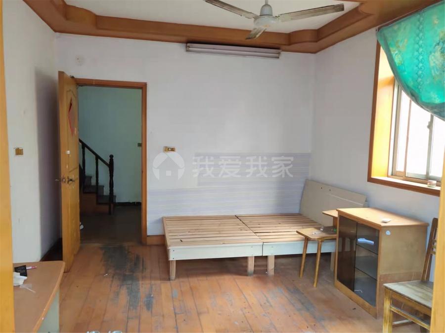 整租·胜利三村