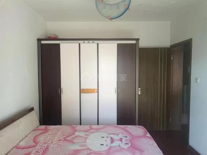 鼓楼龙江整租 海德卫城3室1厅/99平/低楼层