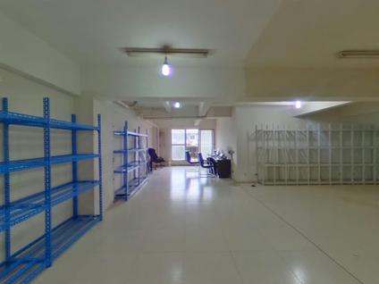 碑林长乐坊整租 冠生家园1室1厅/150平/中楼层