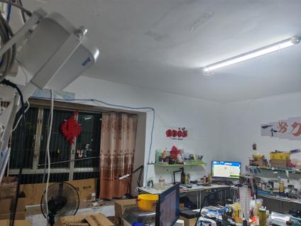 福田华强南整租 南华花园(华强南路)2室2厅/78平/低楼层