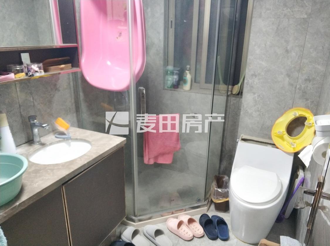 整租·世茂湖滨首府(D区)