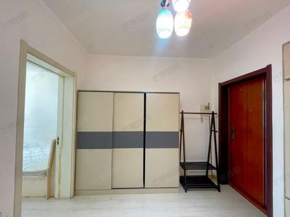 铁西霁虹整租 鑫丰又一城1室1厅/40平/高楼层