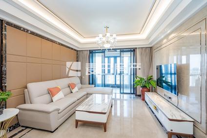 思明东浦路整租 海峡国际天璟3室2厅/136平/高楼层