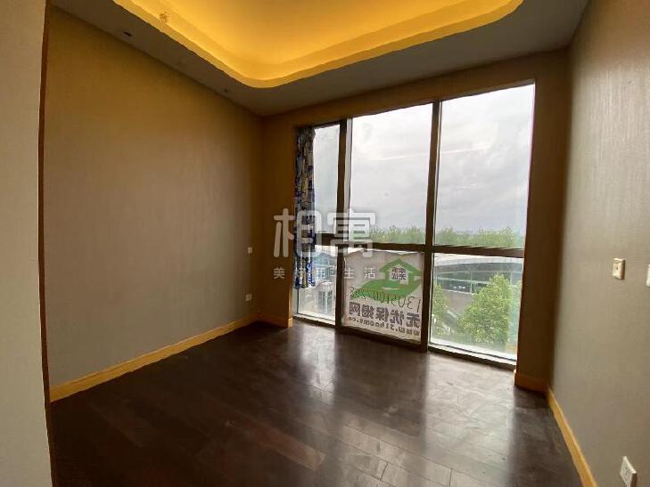 合租·林肯公寓