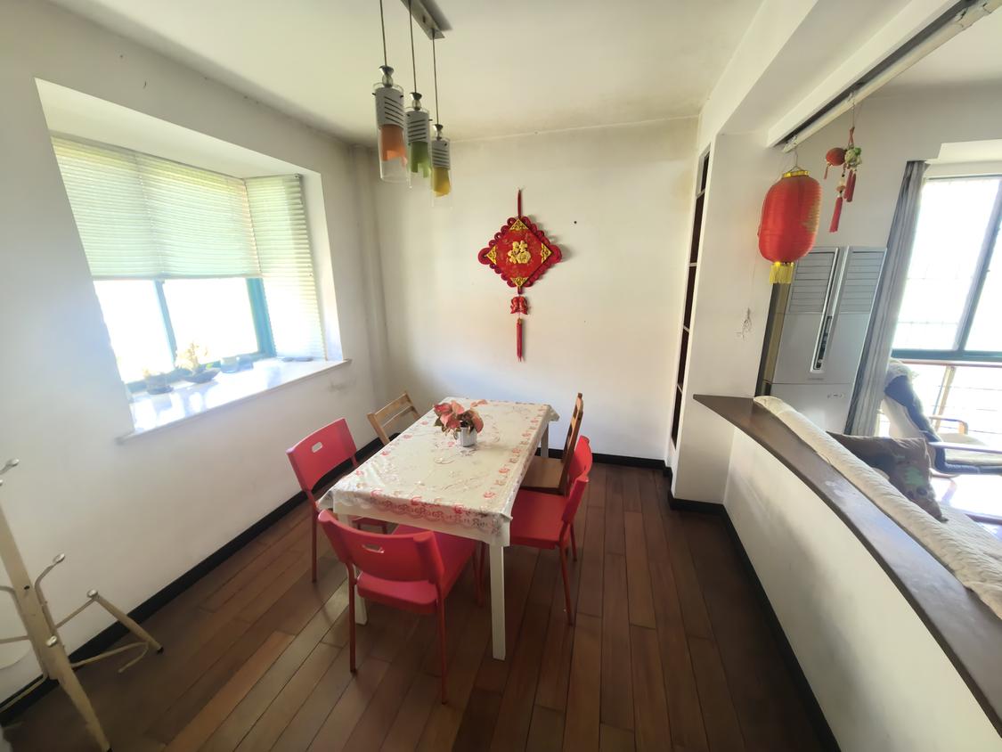 整租·芝兰新城