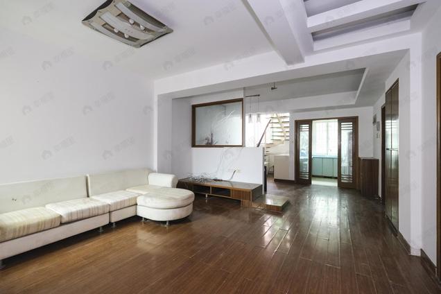 福州金山晓，双平层复式，带整层私家露台，不沿街4室2厅 | 130.1㎡ | 南 北 | 金山明星高楼层/共6层