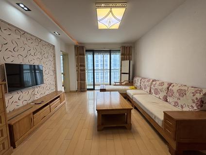 黄岛灵山卫整租 津盘凤凰都3室2厅/119平/中楼层