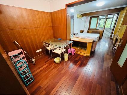 海淀甘家口整租 建设部大院1室1厅/43平/高楼层