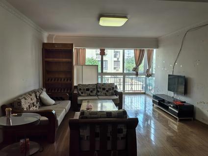 湖里SM城市广场整租 中港花园3室2厅/114平/中楼层