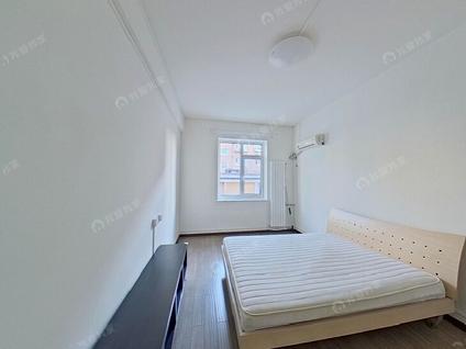 东城交道口整租 花园胡同2室1厅/69平/低楼层