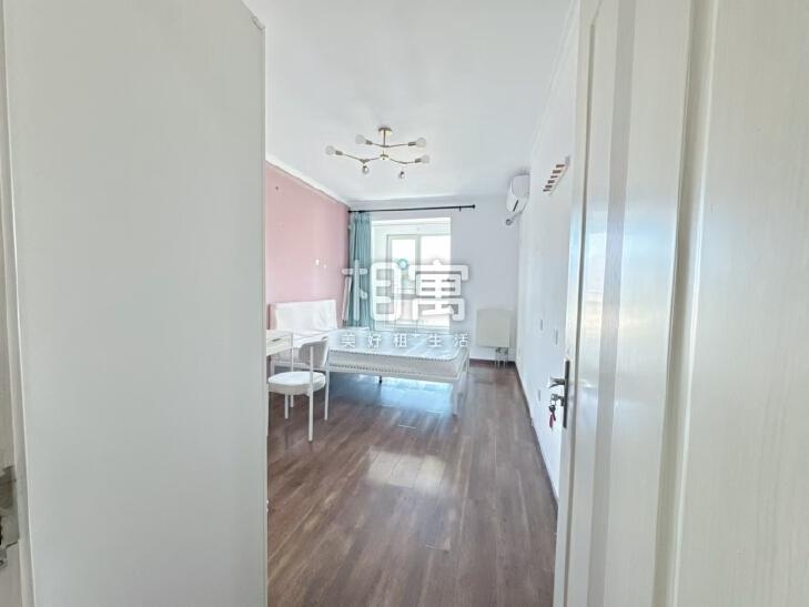 合租·万年花城(三期)