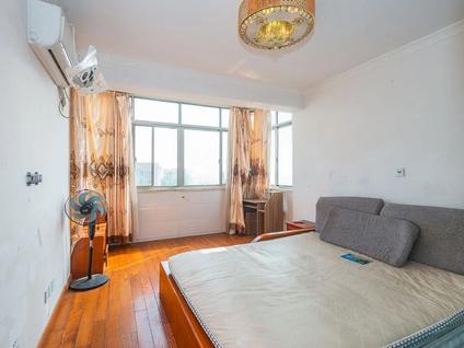 嘉定黄渡整租 大众春盛苑2室1厅/72平/高楼层