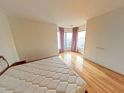 莱山前七夼整租 银和怡海山庄4室2厅/242平/中楼层