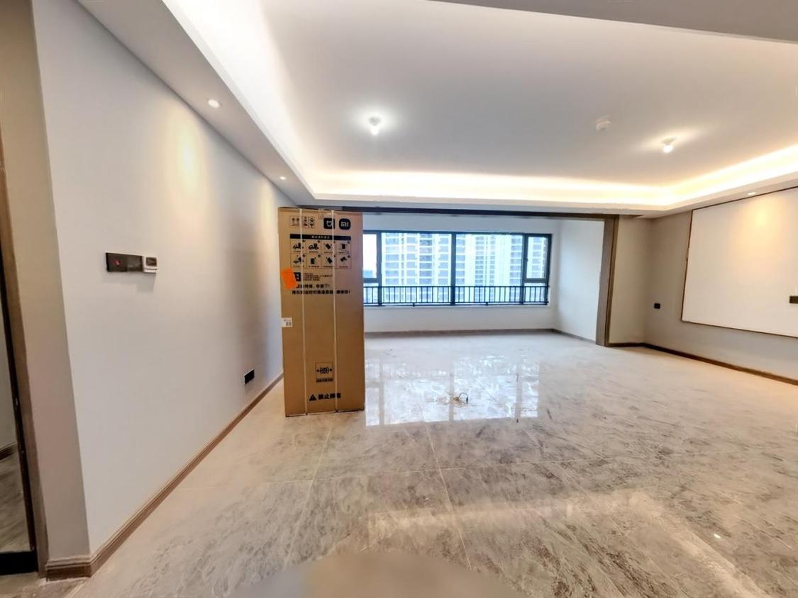 整租·绿地国港新里城