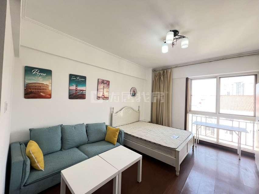 整租·戛纳小镇