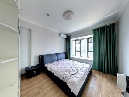 美兰国兴整租 枫丹白露B区4室2厅/188平/中楼层