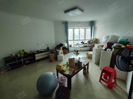 福田华强南整租 南华花园(华强南路)3室2厅/116平/高楼层