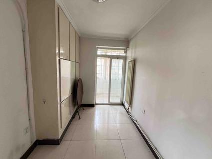 南开向阳路街整租 彩霞里1室1厅/40平/高楼层