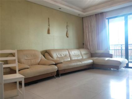 火炬开发区张家边整租 群英华庭3室2厅/153平/中楼层