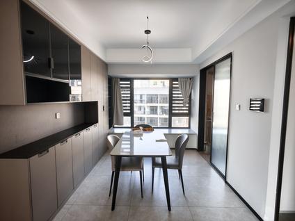 龙华金盘整租 海口时光里4室2厅/127平/中楼层