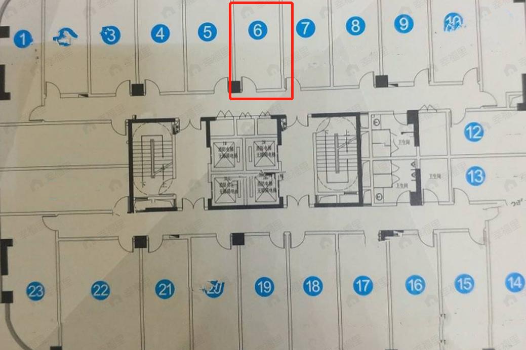1室1厅1卫建面38m²东南户型图