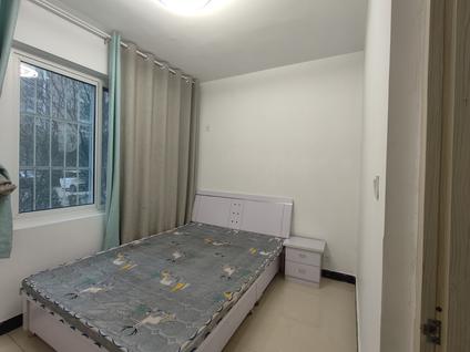 宛城新市政府整租 钓鱼台小区3室2厅/95平/低楼层