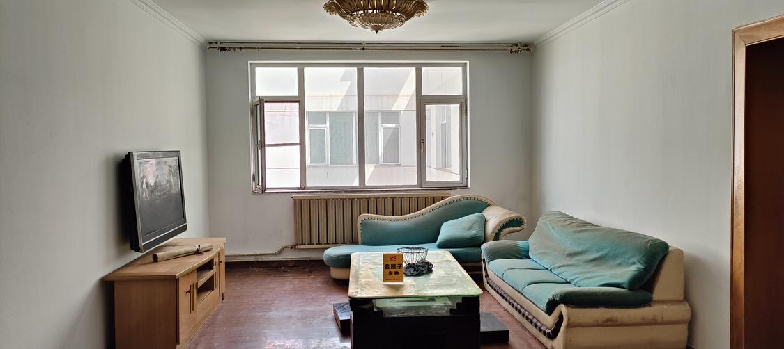 整租·送变电小区