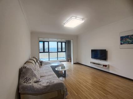 荆州区荆州整租 万达华府3室2厅/118平/低楼层