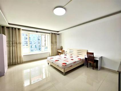 小店学府整租 云水假日小区1室1厅/50平/中楼层