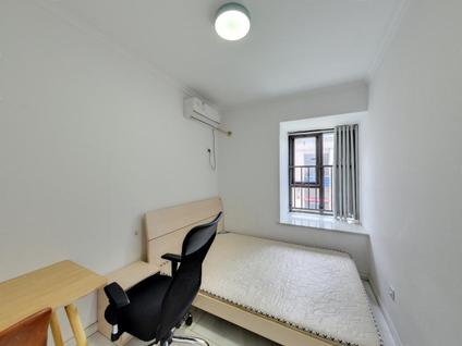 二七万客来整租 招商天地和苑2室1厅/78平/低楼层