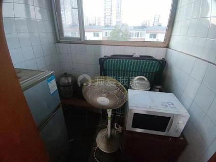 丰台宋家庄整租 苇子坑(二号院)2室1厅/50平/高楼层