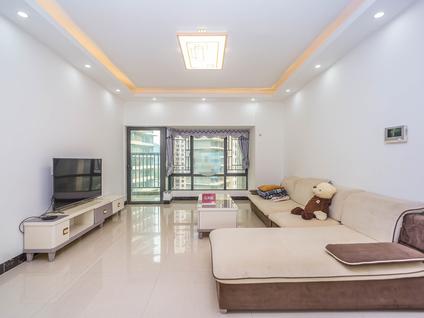 火炬开发区张家边整租 裕龙君汇4室2厅/138平/中楼层