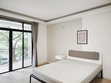 闵行莘庄合租 江南苑4室1厅/19平/低楼层