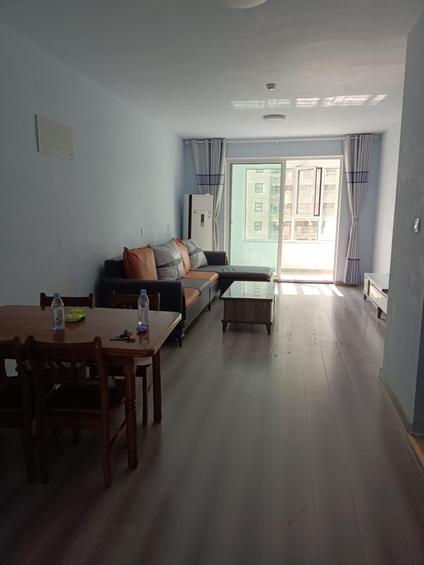 德城康博整租 牡丹华都3室2厅/106平/中楼层