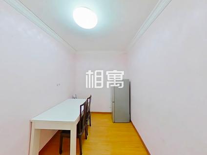 徐汇龙华整租 上缝小区2室1厅/52平/低楼层