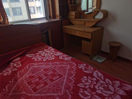 城北朝阳整租 朝阳地质小区2室2厅/98平/高楼层